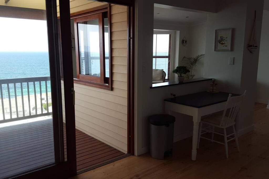 18 Steps - Seaside Cottage With Breathtaking Views Cape Town Ngoại thất bức ảnh